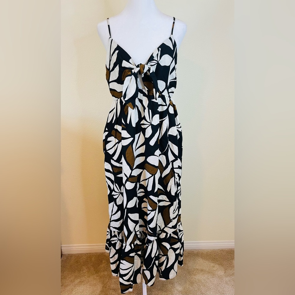 TABITHA BROWN size M